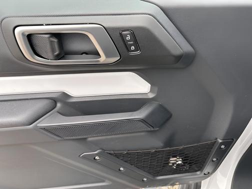 Oxford White 2026 Ford Bronco Base