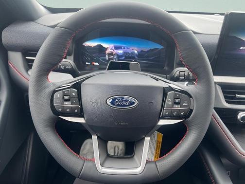 Black Metallic 2026 Ford Explorer ST-Line