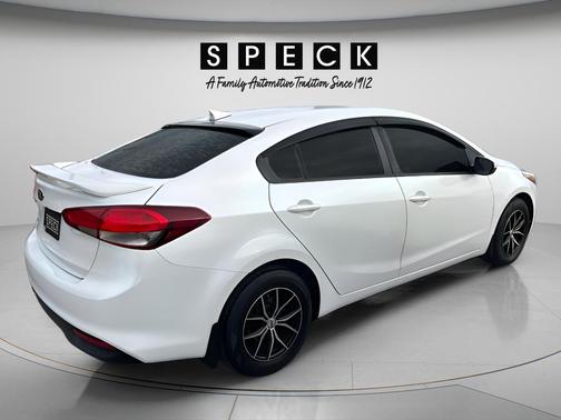 Snow White Pearl 2018 Kia Forte LX