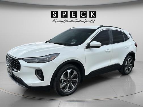White Metallic 2023 Ford Escape Platinum