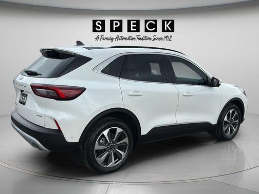 Star White 2023 Ford Escape Platinum