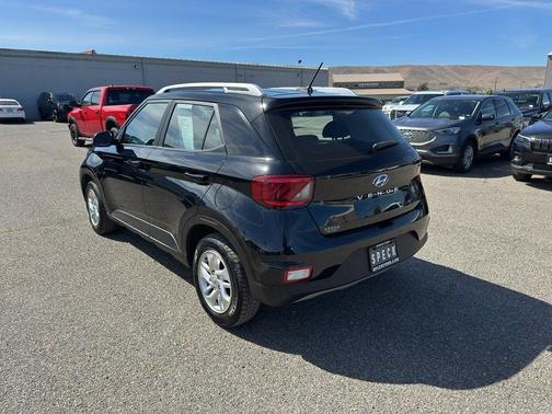 Black 2024 Hyundai VENUE PREFERRED