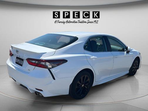White 2024 Toyota Camry SE
