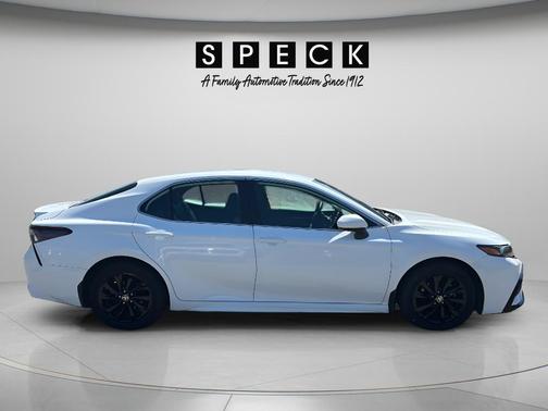 Ice 2024 Toyota Camry SE Nightshade