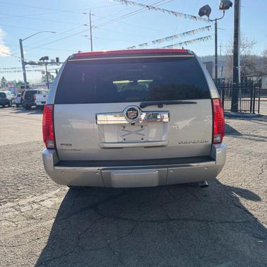 2009 Cadillac Escalade ESV Standard