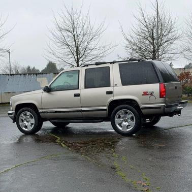 1999 Chevrolet Tahoe Base