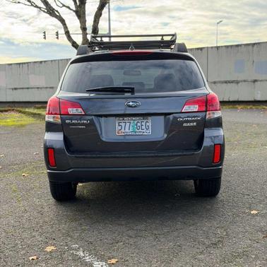 2013 Subaru Outback 2.5i Limited