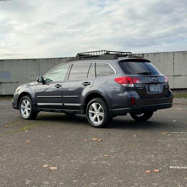 2013 Subaru Outback 2.5i Limited