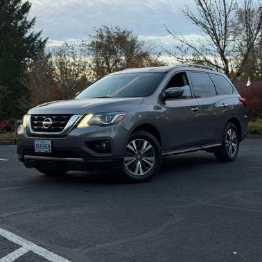2017 Nissan Pathfinder SV