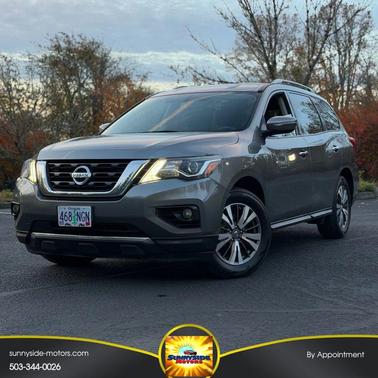 2017 Nissan Pathfinder SV