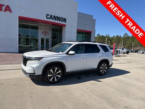 2023 Honda Pilot Touring 8-Passenger