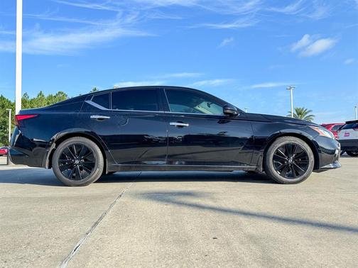 2022 Nissan Altima 2.5 SL