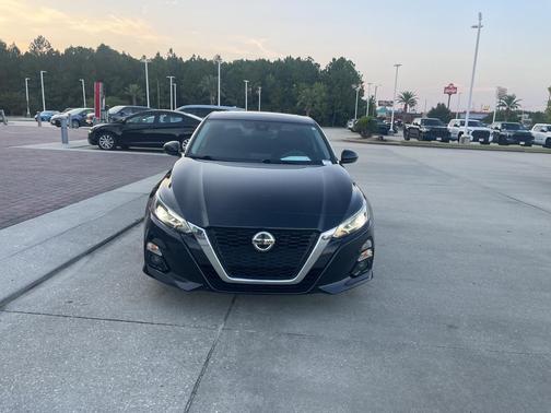 2022 Nissan Altima 2.5 SL