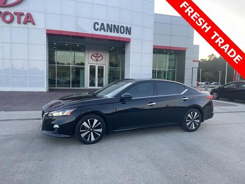 2022 Nissan Altima 2.5 SL