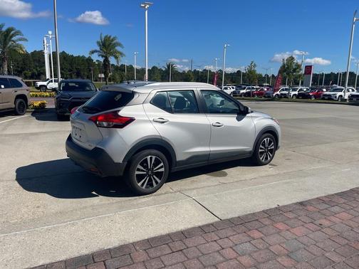 2019 Nissan Kicks SV