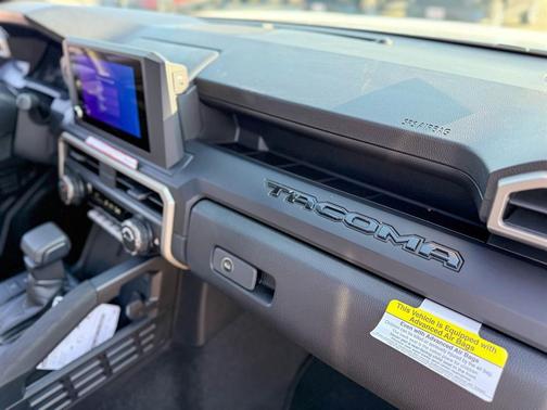 2025 Toyota Tacoma SR