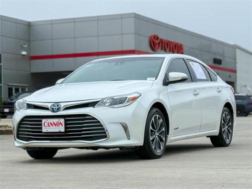 2018 Toyota Avalon Hybrid XLE Premium