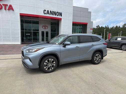 2020 Toyota Highlander XLE