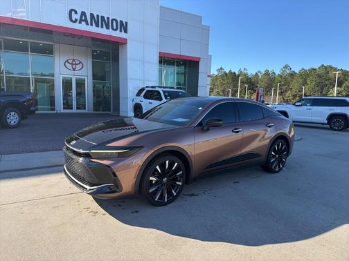 2023 Toyota Crown Platinum