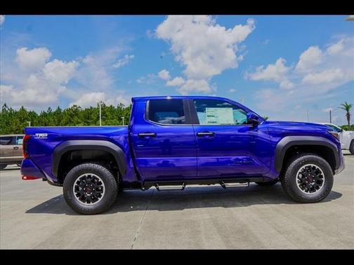 2025 Toyota Tacoma TRD Off Road