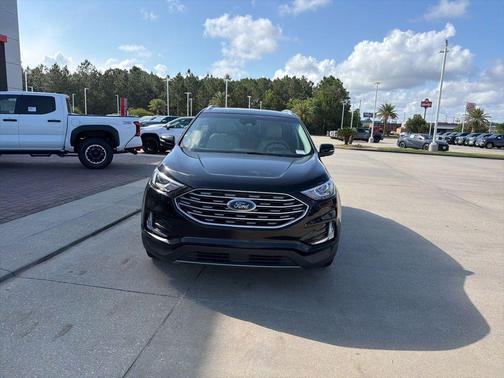 Agate Black Metallic 2019 Ford Edge Titanium