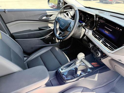 2025 Chevrolet Trax FWD ACTIV