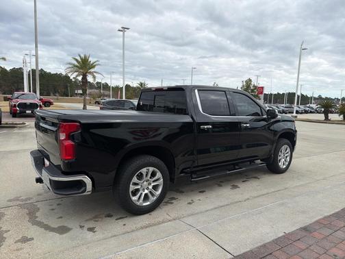 2025 Chevrolet Silverado 1500 LTZ
