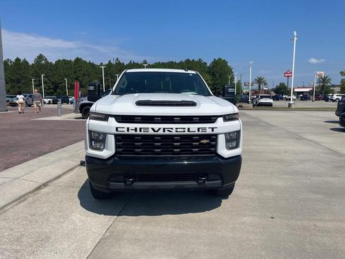 2022 Chevrolet Silverado 2500 Custom