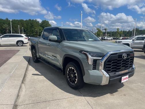 2022 Toyota Tundra SR5