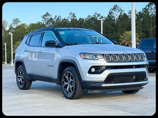 Silver Zynith Metallic Clearcoat 2025 Jeep Compass Limited