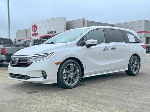 2021 Honda Pilot Touring 8-Passenger