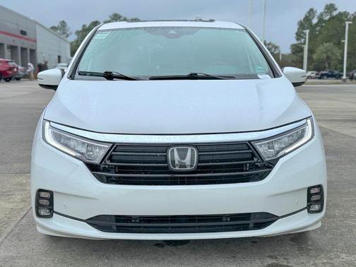 2021 Honda Pilot Touring 8-Passenger