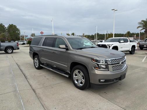 2019 Chevrolet Suburban LT