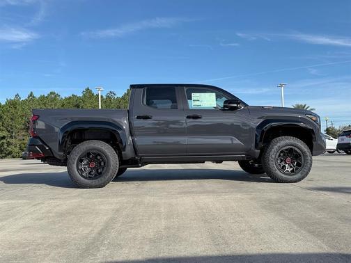 2025 Toyota Tacoma TRD Pro