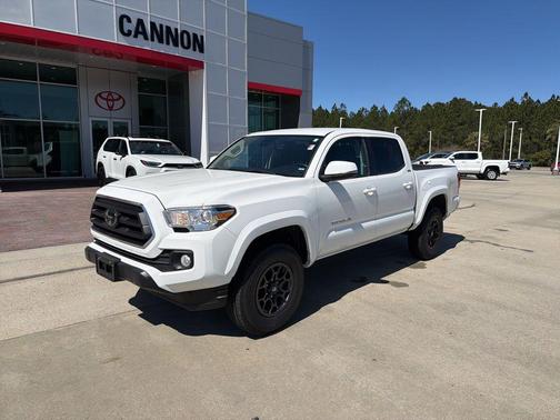 2022 Toyota Tacoma SR5