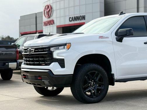 2025 Chevrolet Silverado 1500 LT Trail Boss