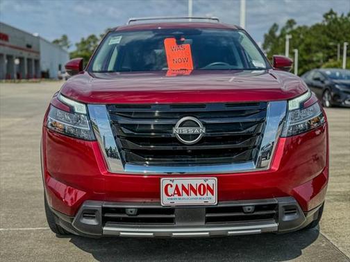 2024 Nissan Pathfinder SL FWD