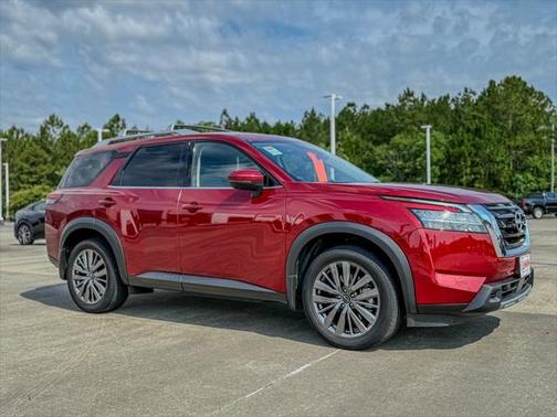 2024 Nissan Pathfinder SL FWD