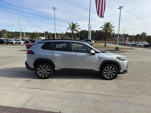 2024 Toyota Corolla Hybrid SE