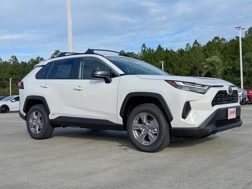 2025 Toyota RAV4 Hybrid LE