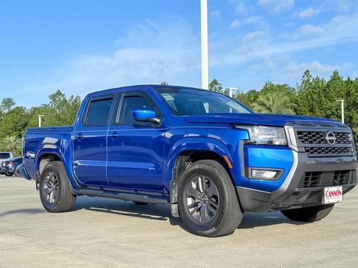 2025 Nissan Frontier SV
