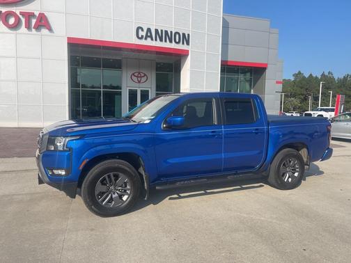 2025 Nissan Frontier SV