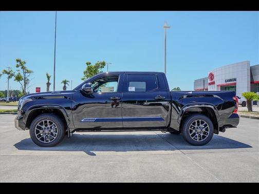 2025 Toyota Tundra Hybrid Platinum