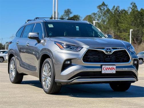 2026 Toyota Highlander Hybrid Platinum