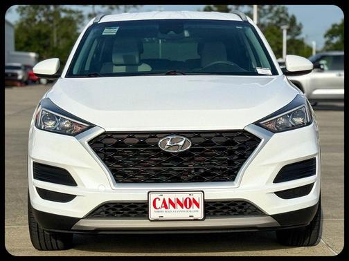 White Cream 2021 Hyundai TUCSON SEL