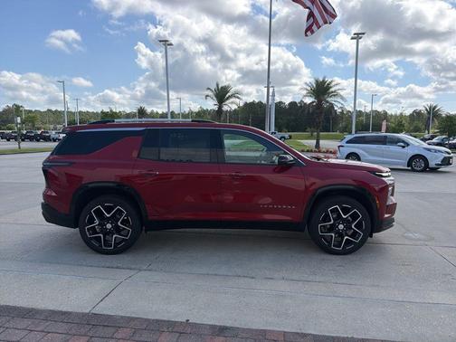 Radiant Red Tintcoat 2025 Chevrolet Traverse High Country