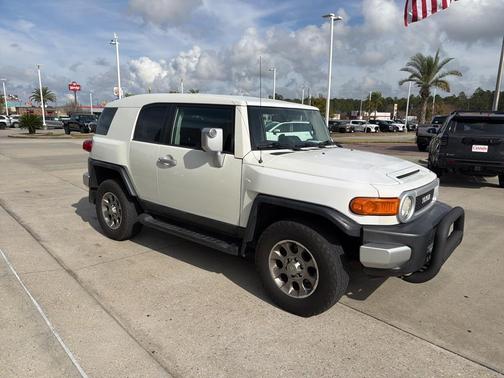 2011 Toyota FJ Cruiser Base