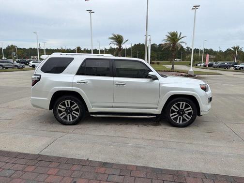 Blizzard Pearl 2019 Toyota 4Runner Limited