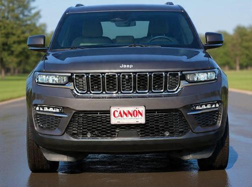 Baltic Gray Metallic Clearcoat 2024 Jeep Grand Cherokee Limited