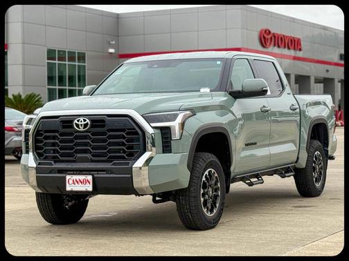 Lunar 2026 Toyota Tundra SR5